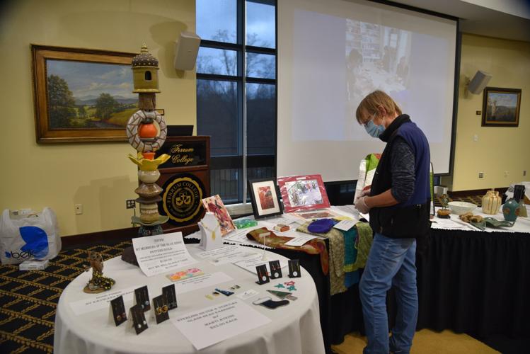 Empty bowls help fill hungry tummies