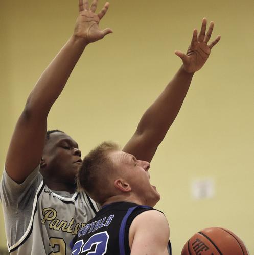 Swartz Gym shuts its doors to spectators