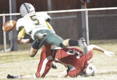 Second stanza surge paces Eagles in opener