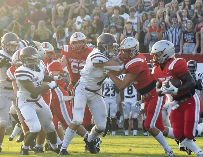 Spartans stymie Eagles' final try, win 33-32