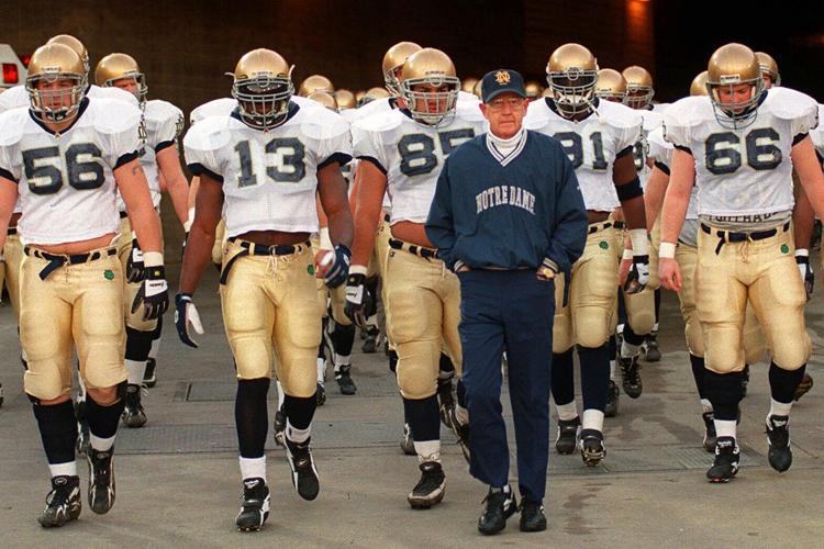 Obit Holtz Football