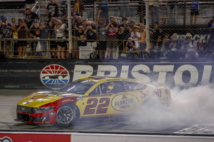 Bass Pro Shops Night Race - Cup Series