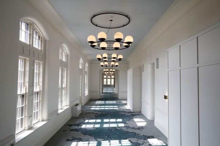 Luxurious passage