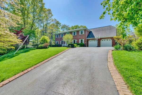 4 Bedroom Home in Salem - $579,950