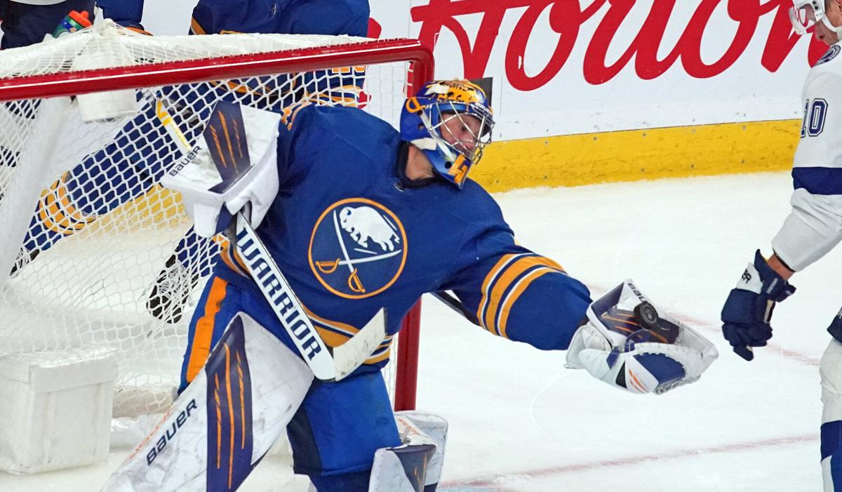 Buffalo Sabres beat Tampa Bay Lightning 5-1