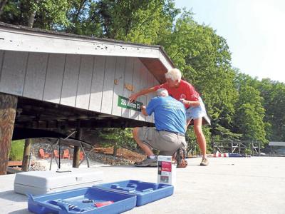 Dock signs make finding homes easier