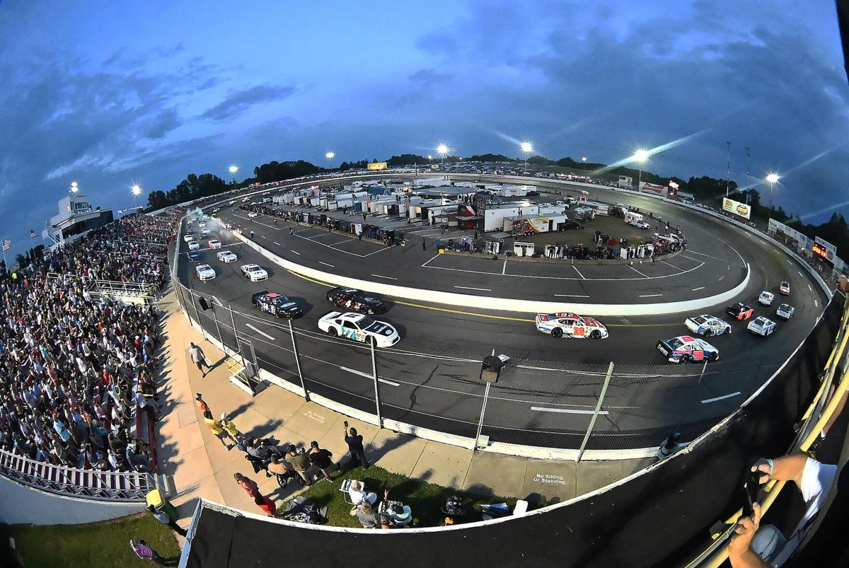 Heim edges Borst for Thunder Road checkered