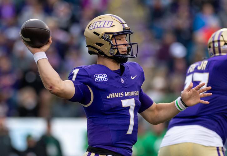 20261003_dnr_JMU-Marshall FTB_20 (DN-R Inside)