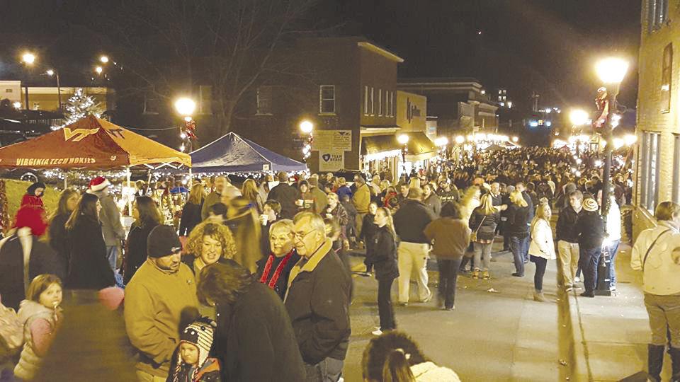 Countdown is on to Home to a Franklin County Christmas’ Latest