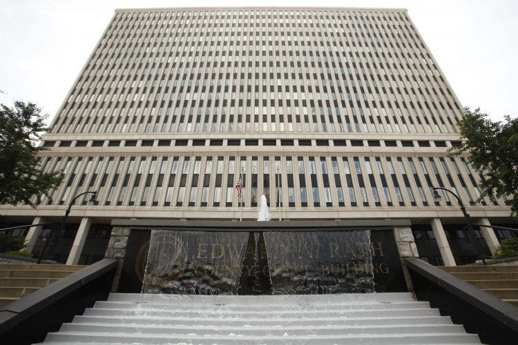 LOCAL RATH BUILDING GEE (copy)