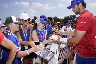 A wait for 'rock stars': More than 4,000 fans flock to Bills training camp