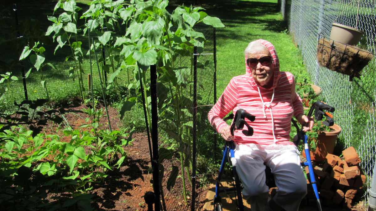 97-year-old woman finally gets a garden