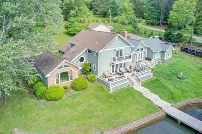 4 Bedroom Home in Moneta - $999,995