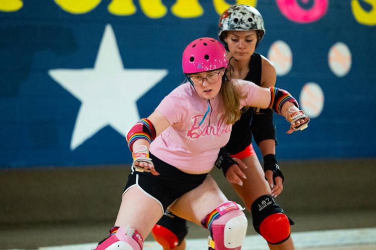 KIDS-TEENS-ROLLERDERBY-7-CS