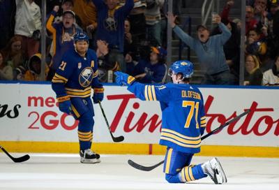 Sabres Predators