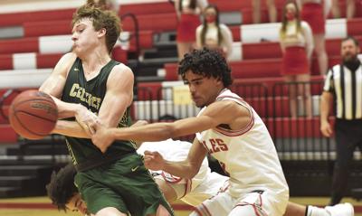 Eagles absorb first-quarter haymaker, fall to James River