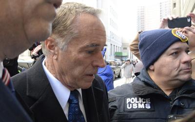 COLLINS AT COURT_Siegel