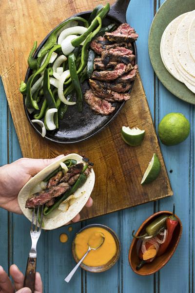 entree-eating-20210419