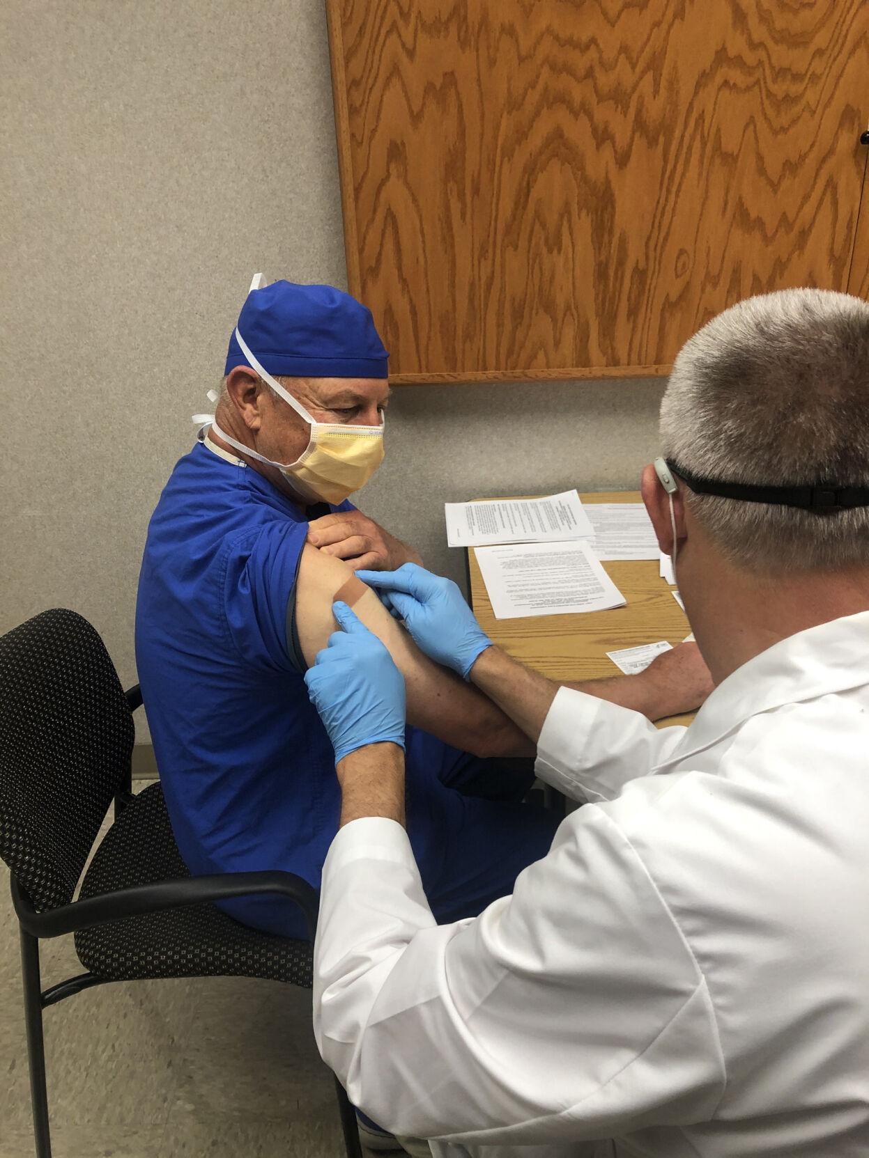 Carilion Franklin Memorial Hospital receives Pfizer vaccine