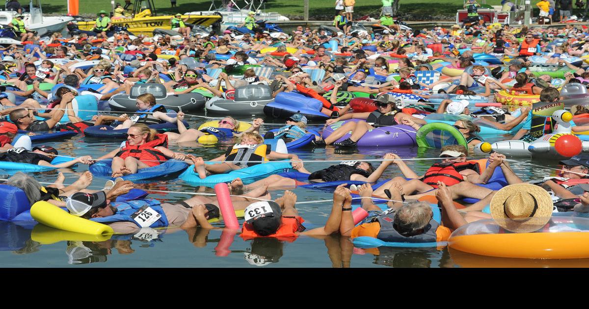 1,250 floaters attempt world record at Bernard’s Landing