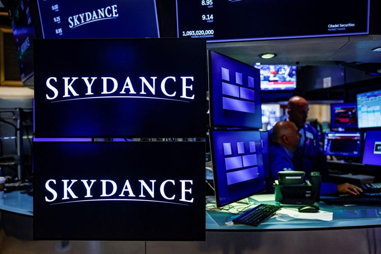 WARNER BROS DIS-M&A/PARAMOUNT SKYDAN