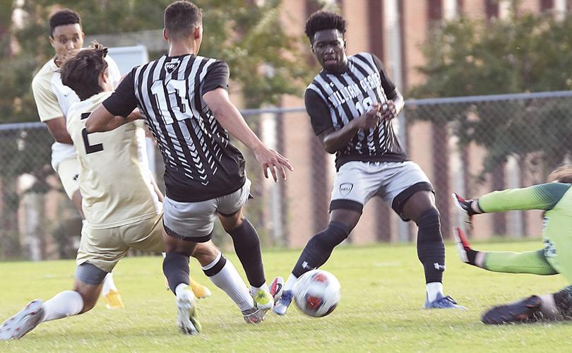 Second-half scoring spree paces William Peace
