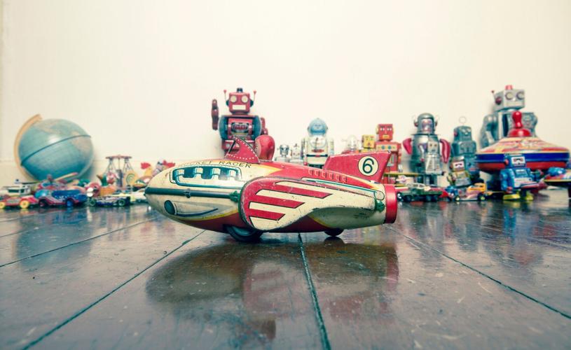 Nostalgia can reduce perception of pain, study shows