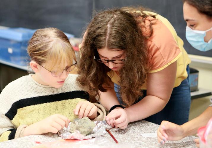 090422-roa-nr-fossilparty-04