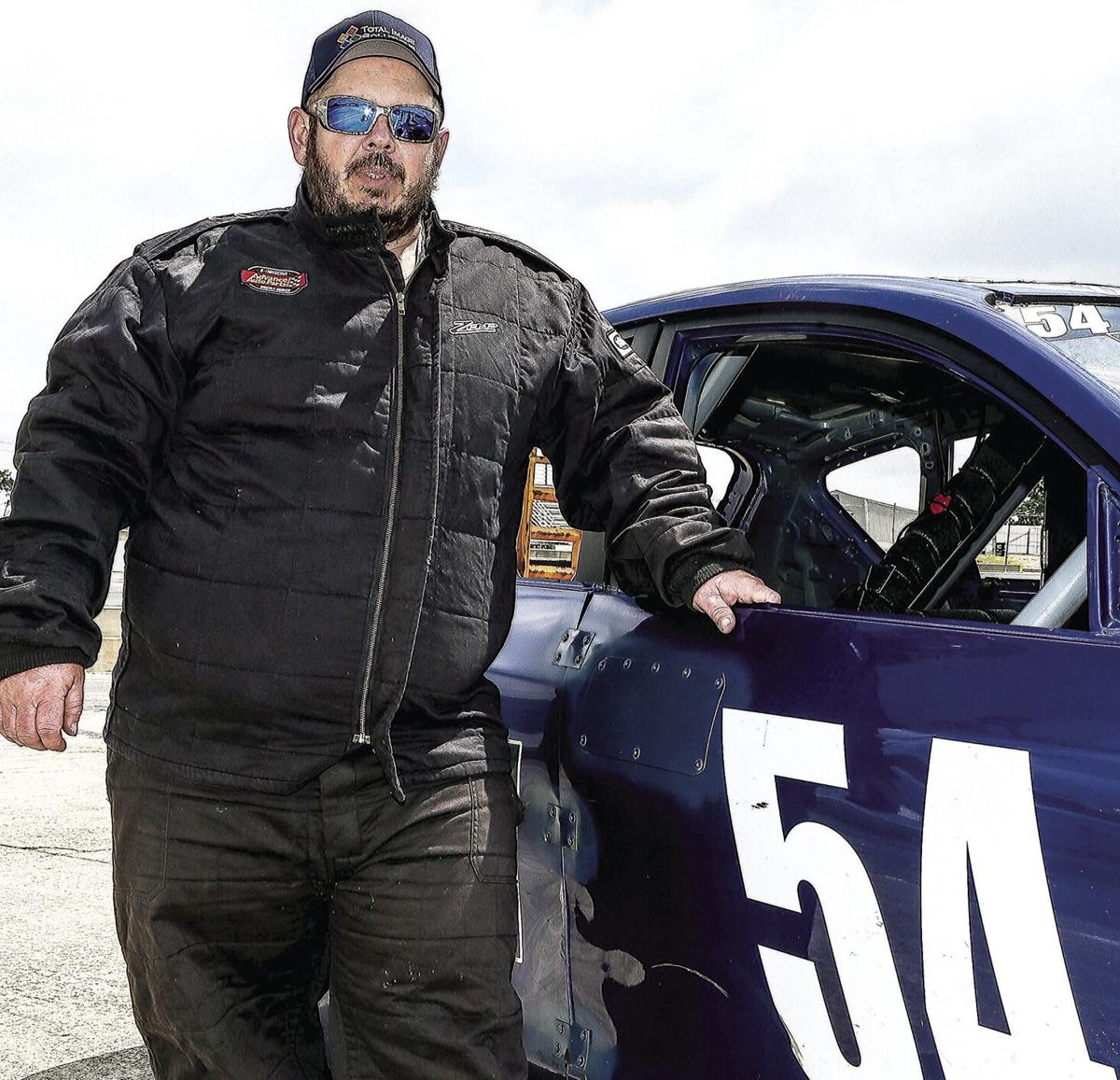 DeCarlo is 'having a blast' racing Hornets