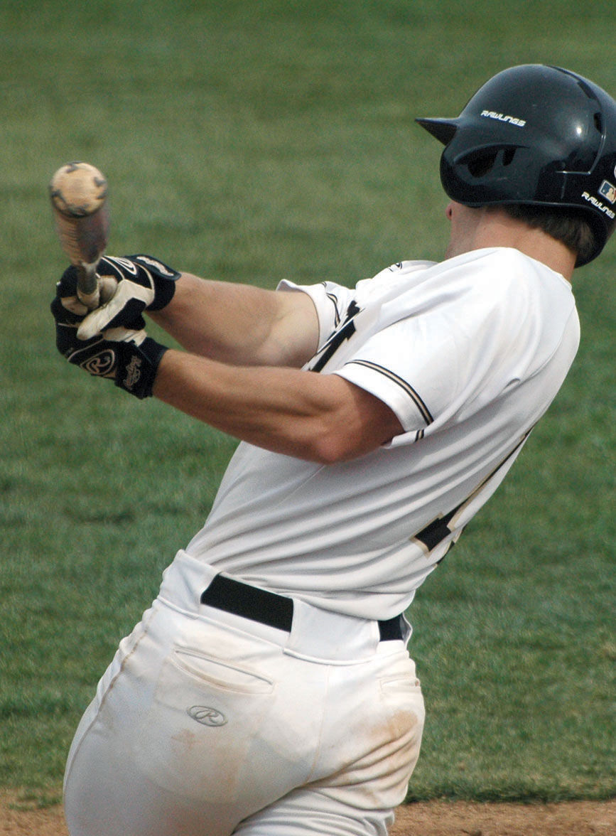 COLLEGE BASEBALL Nationallyranked RandolphMacon tops Ferrum on the