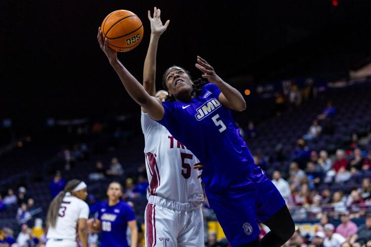 Ashanti Barnes Front (DN-R)