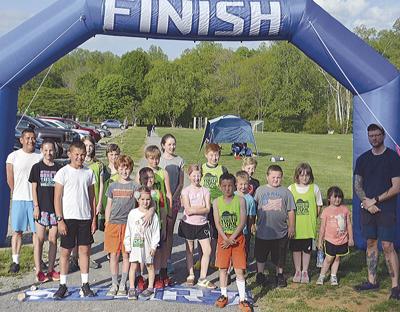 TRAIL RUNNERS
