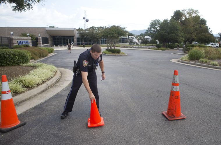 A Roanoke police officer