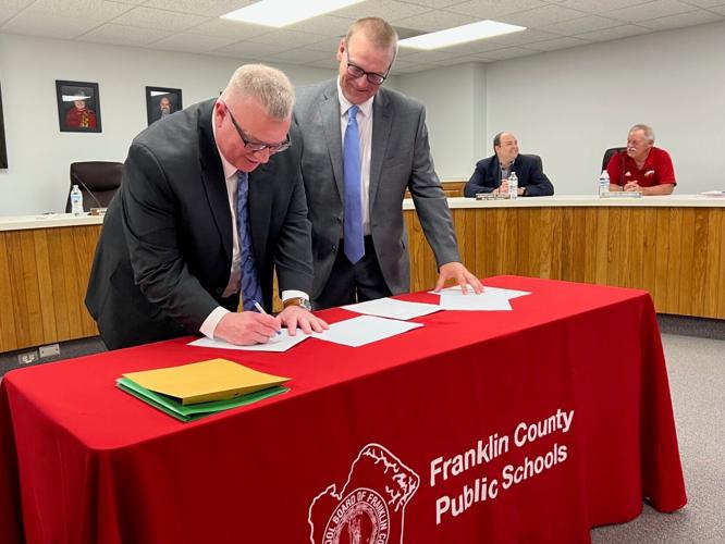 Starting salary of new Franklin County superintendent a 25% increase over  current schools leader's starting pay