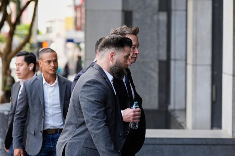 Musk Twitter Shareholders