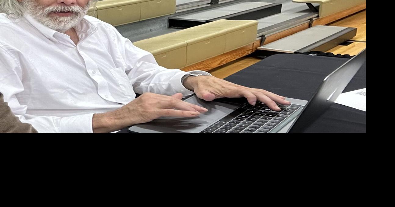 Longtime sports writer to be remembered at Saturday service