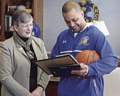 County car crash claims life of former FCHS player, PHCC head men's  basketball coach Kenny Wade