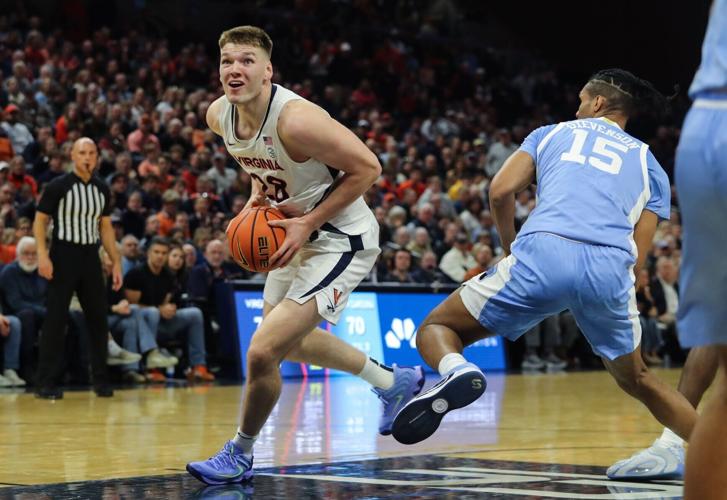 UVaVUNCBball'26-14.jpg