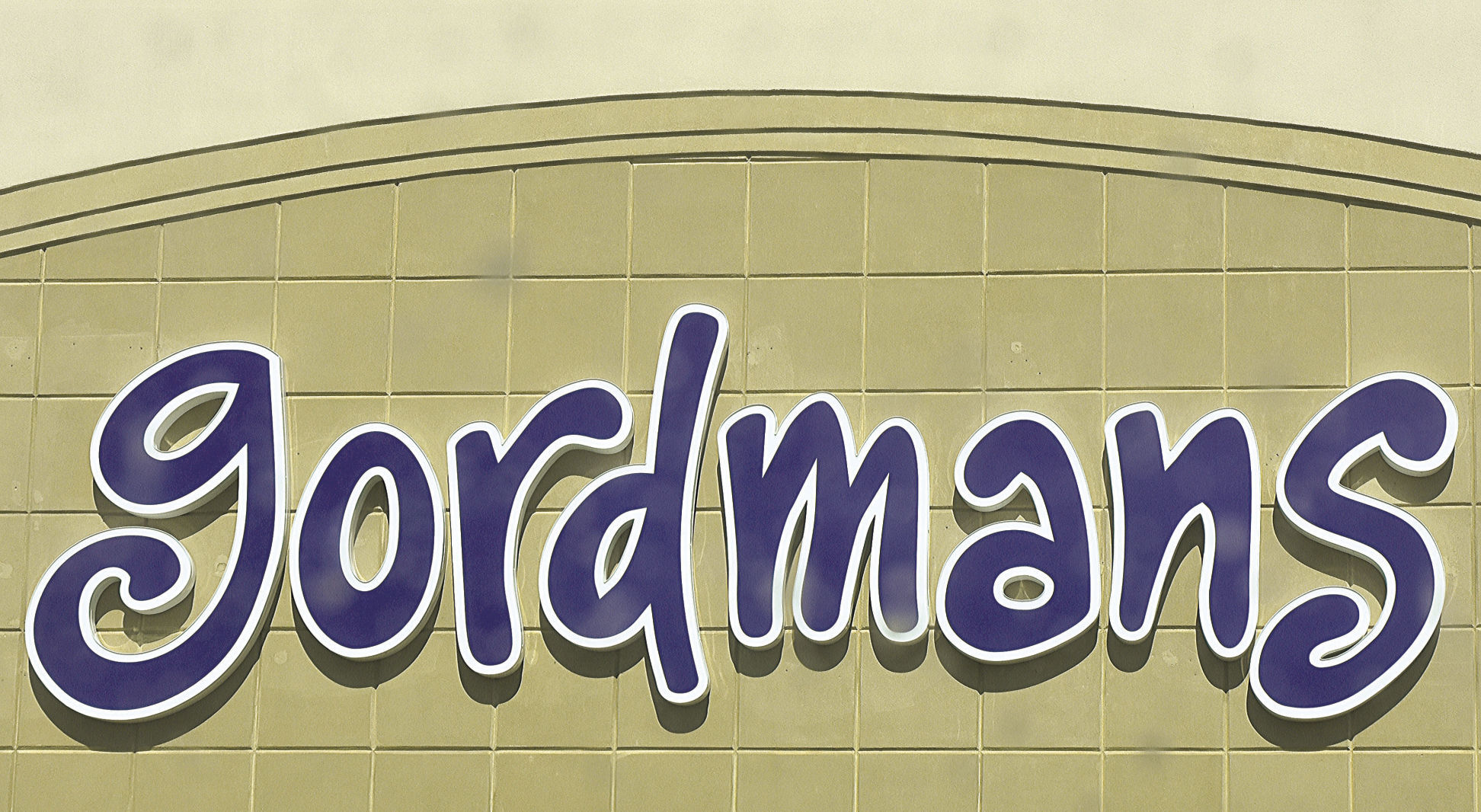 does gordmans sell nike