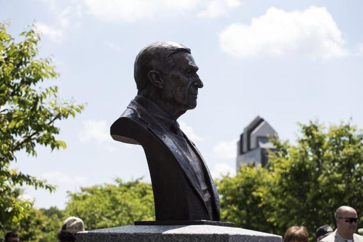 bg ddaymemorial052614_6