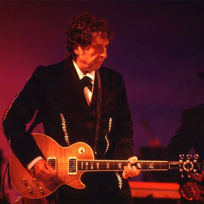 Bob Dylan sexual abuse lawsuit dropped by plaintiff