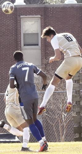 Yellow Jackets rally for win over Panthers