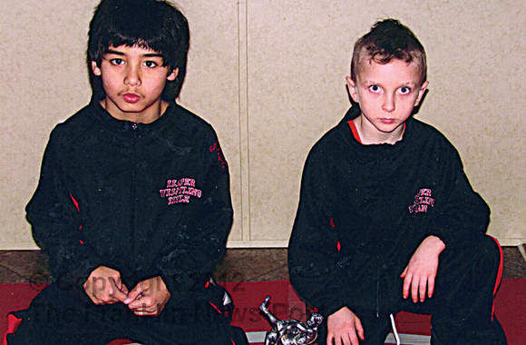 YOUTH WRESTLING