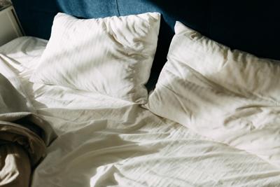 Couples sleeping apart aren't just in 'I Love Lucy' anymore