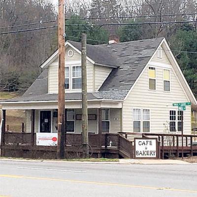 New restaurant opens in Boones Mill