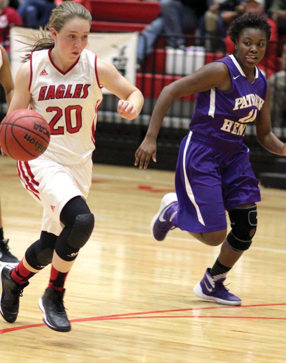 Girls High School Basketball Second And Third Quarter Play