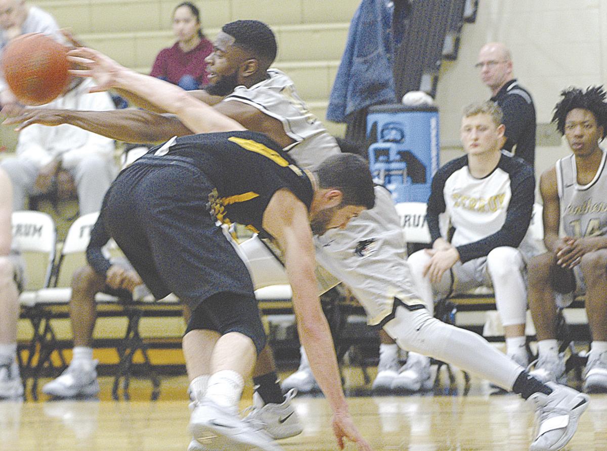 Men S College Basketball Ferrum Returns Home And Wins First Odac Contest In Swartz Gym Sports Thefranklinnewspost Com