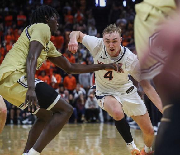 UVaVGeorgiaTechBball'25-14.jpg