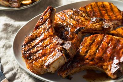 how to grill pork chops