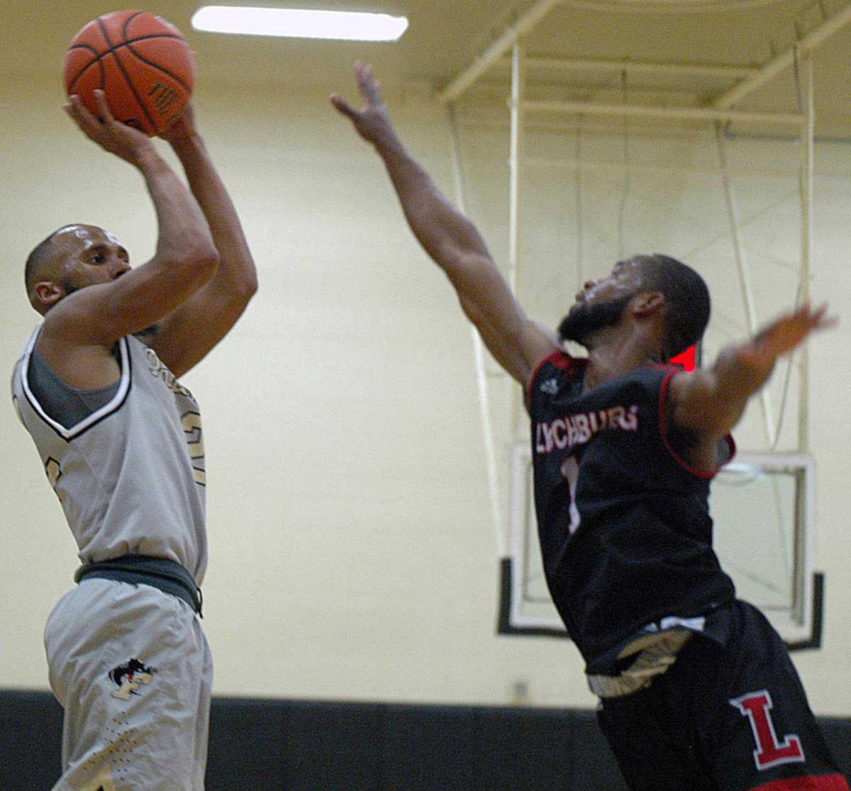 Men S College Basketball Lynchburg Builds Lead Holds Ferrum